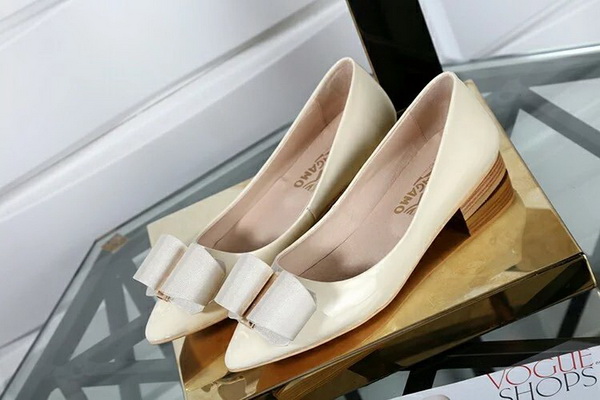 Ferragamo Shallow mouth flat shoes Women--030